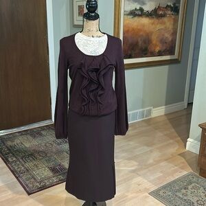 Ann Taylor Bordeaux 100% Cashmere Size Small. Skirt No Size 13.5 “ Waist.